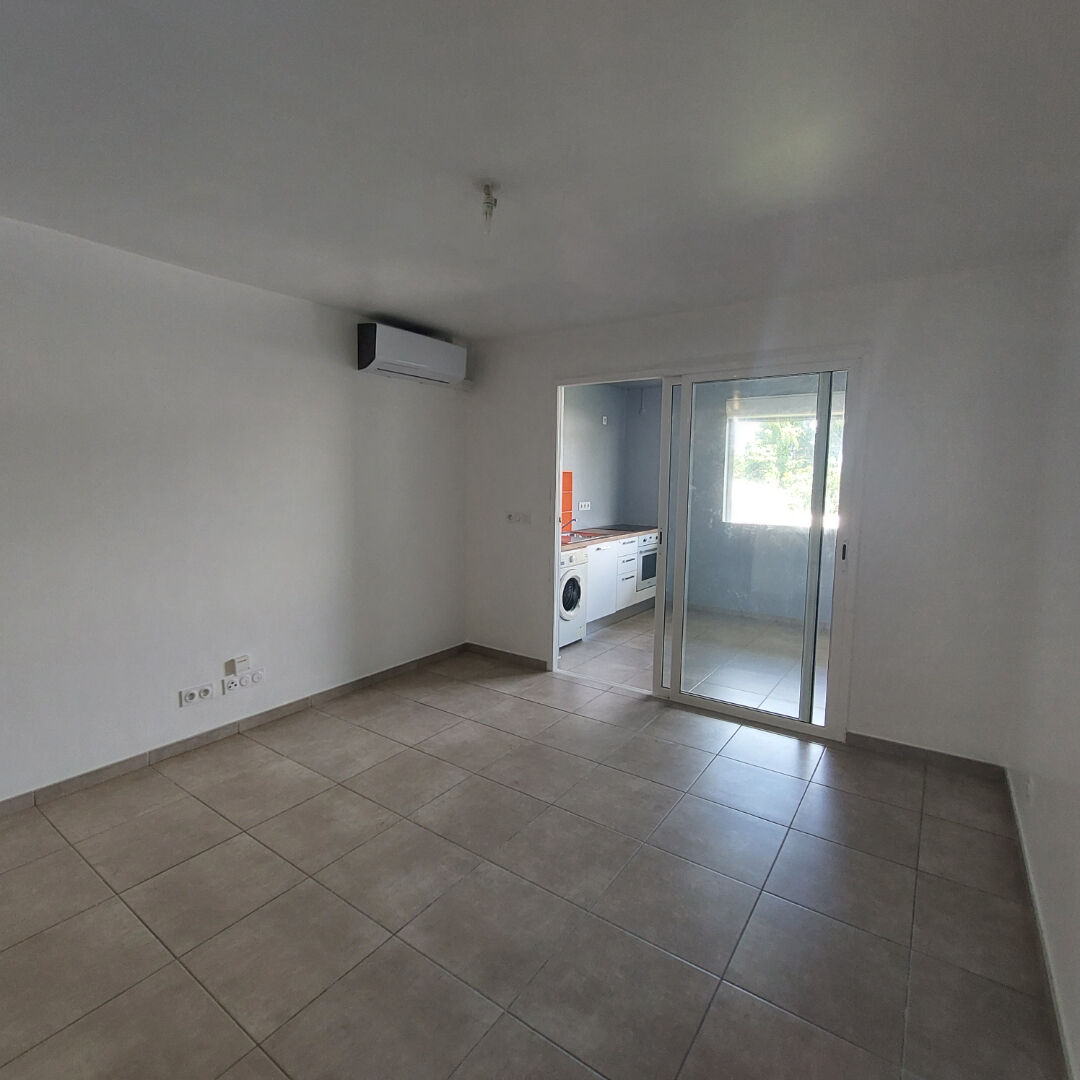 Appartement REMIRE MONTJOLY (97354) 1 pièce 31.00 m²