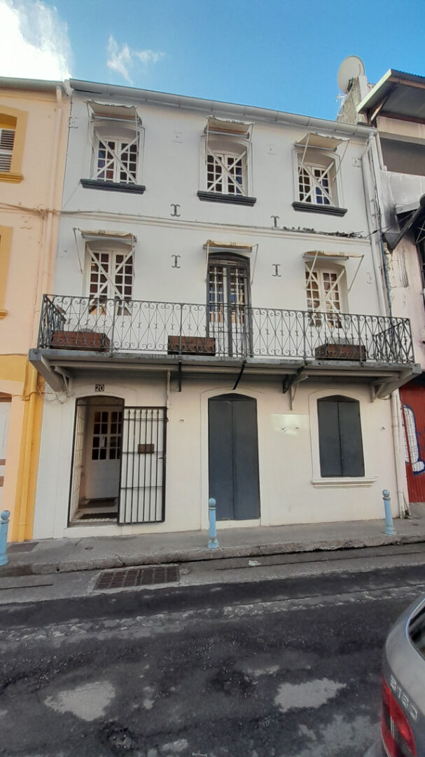 Immeuble FORT DE FRANCE (97200) 11 pi&egrave;ces 201.25 m&sup2;