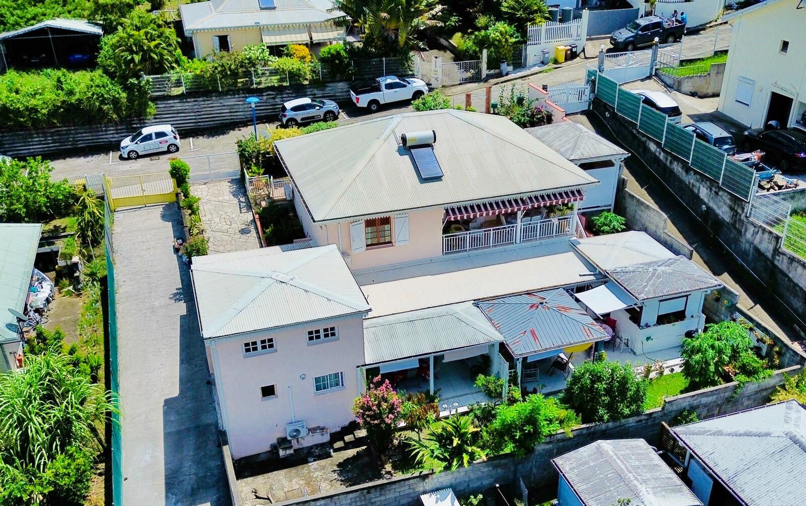 Maison SAINTE LUCE (97228) 7 pièces 209.00 m²