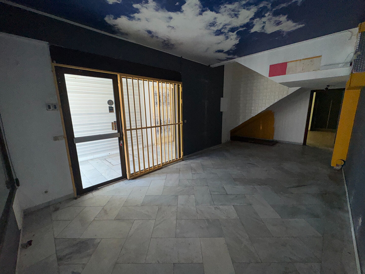 Local commercial CAYENNE (97300) 2 pièces 64.00 m²