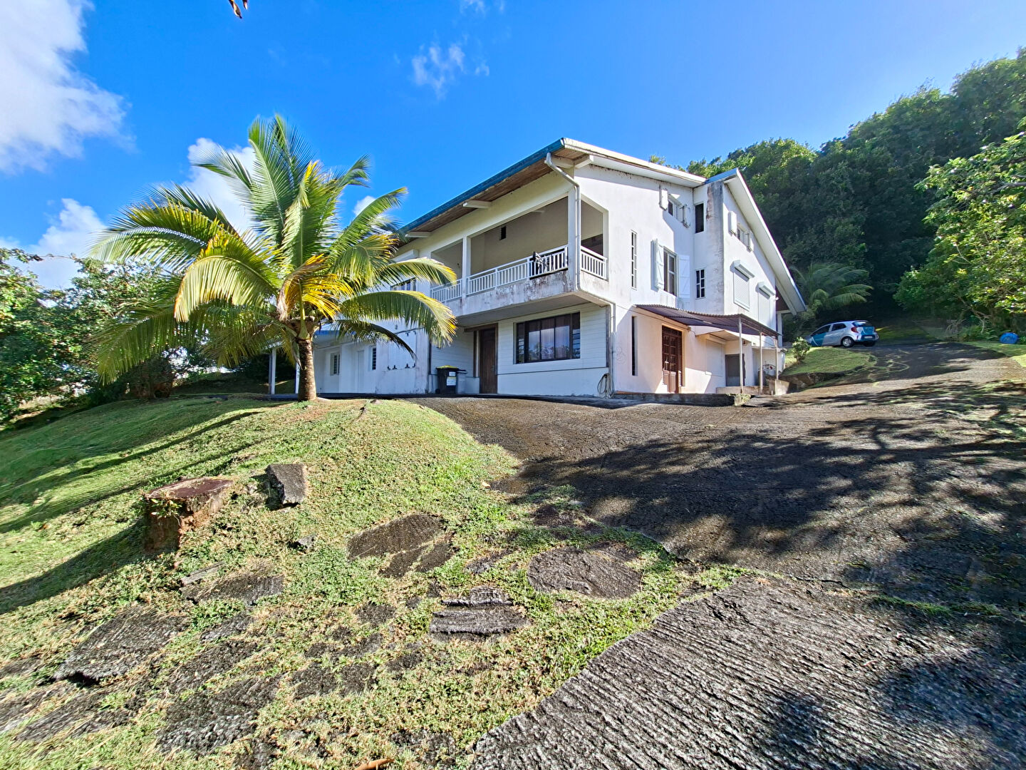 Maison FORT DE FRANCE (97200) 13 pi&egrave;ces 303.06 m&sup2;