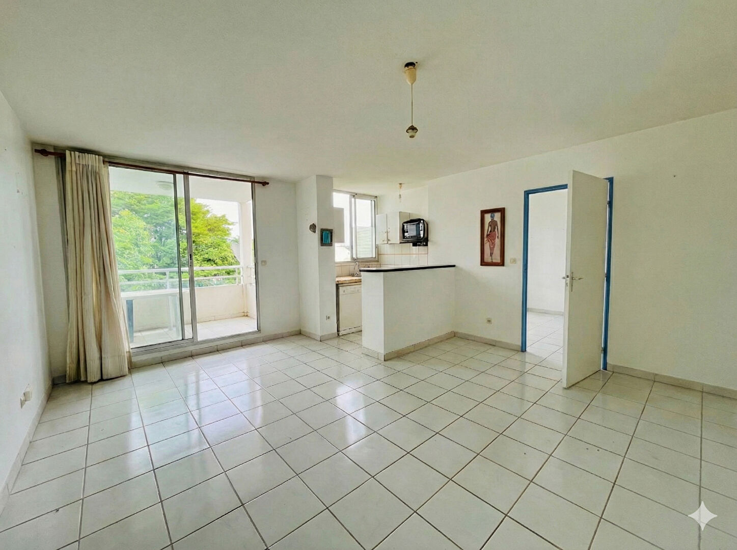 Appartement FORT DE FRANCE (97200) 2 pi&egrave;ces 38.00 m&sup2;