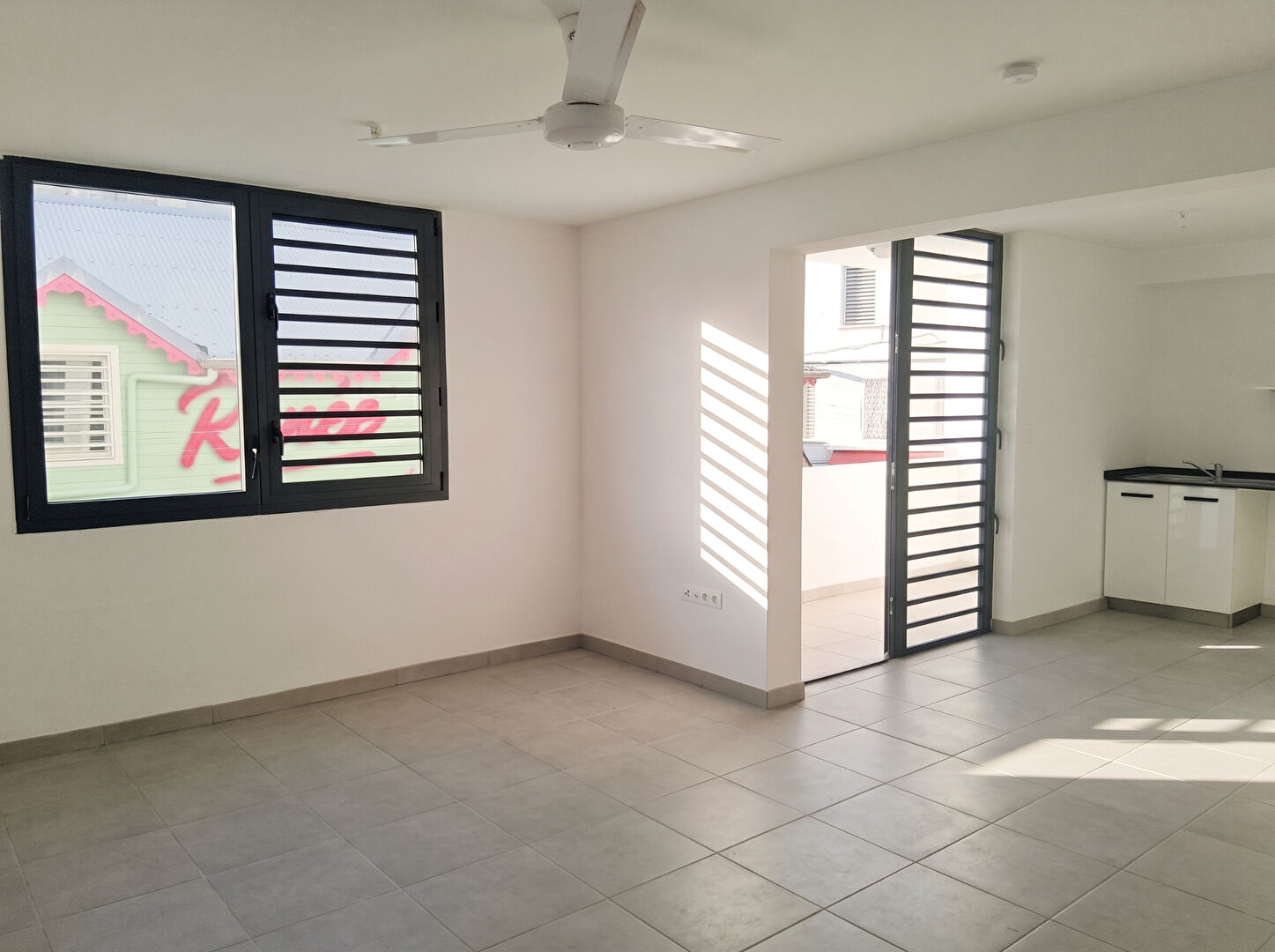 Appartement FORT DE FRANCE (97200) 1 pi&egrave;ce 31.70 m&sup2;