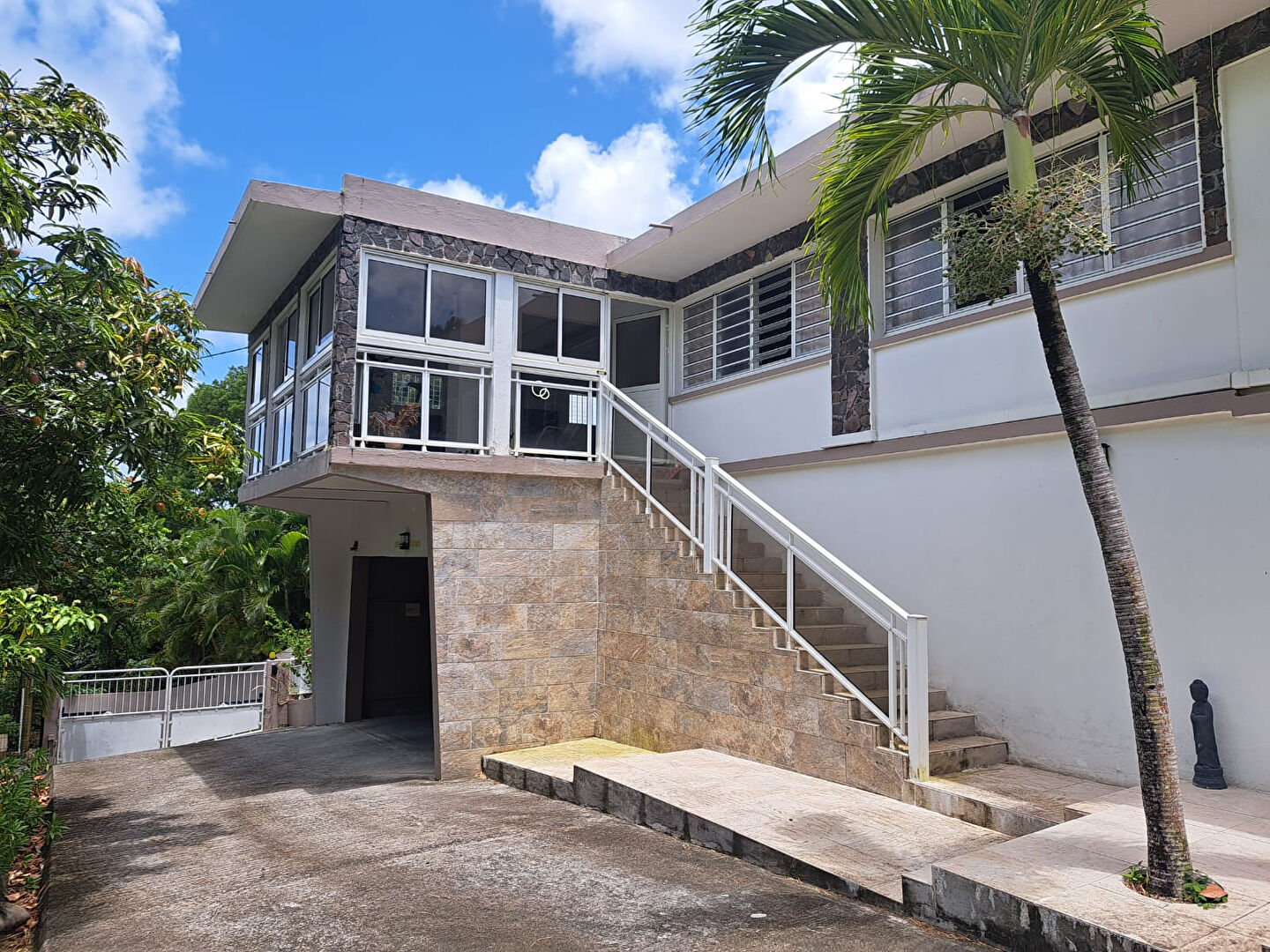 Maison FORT DE FRANCE (97200) 5 pi&egrave;ces 166.70 m&sup2;