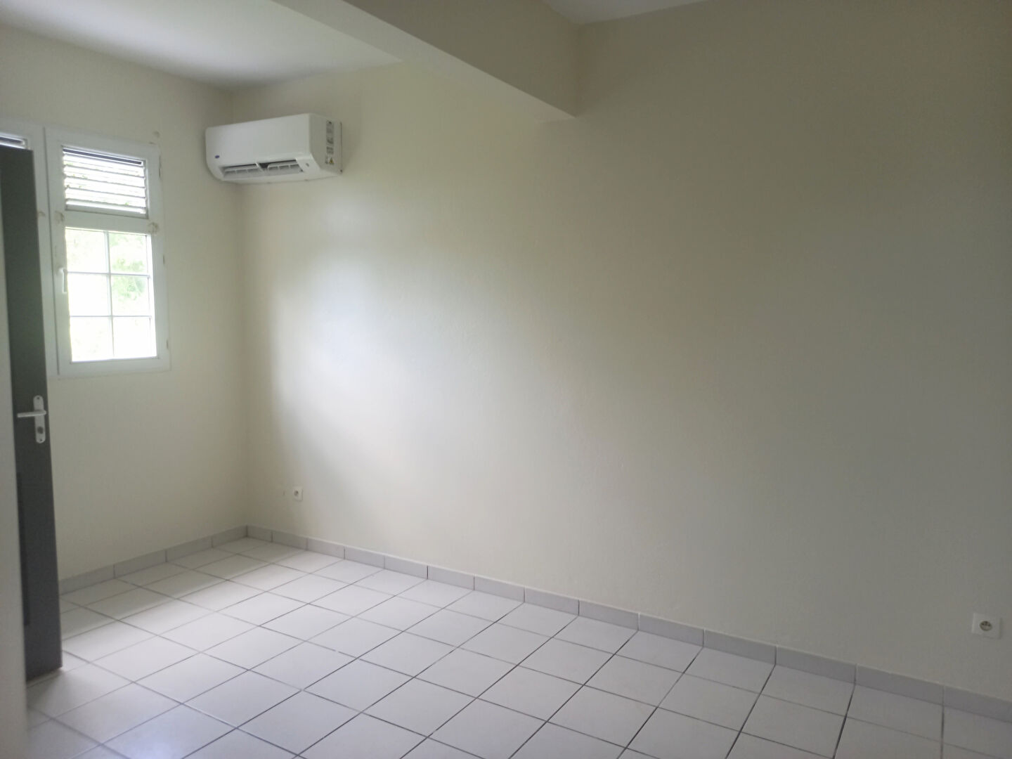 Appartement FORT DE FRANCE (97200) 1 pi&egrave;ce 22.04 m&sup2;