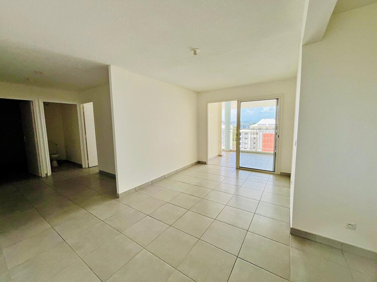 Appartement FORT DE FRANCE (97200) 2 pi&egrave;ces 48.08 m&sup2;