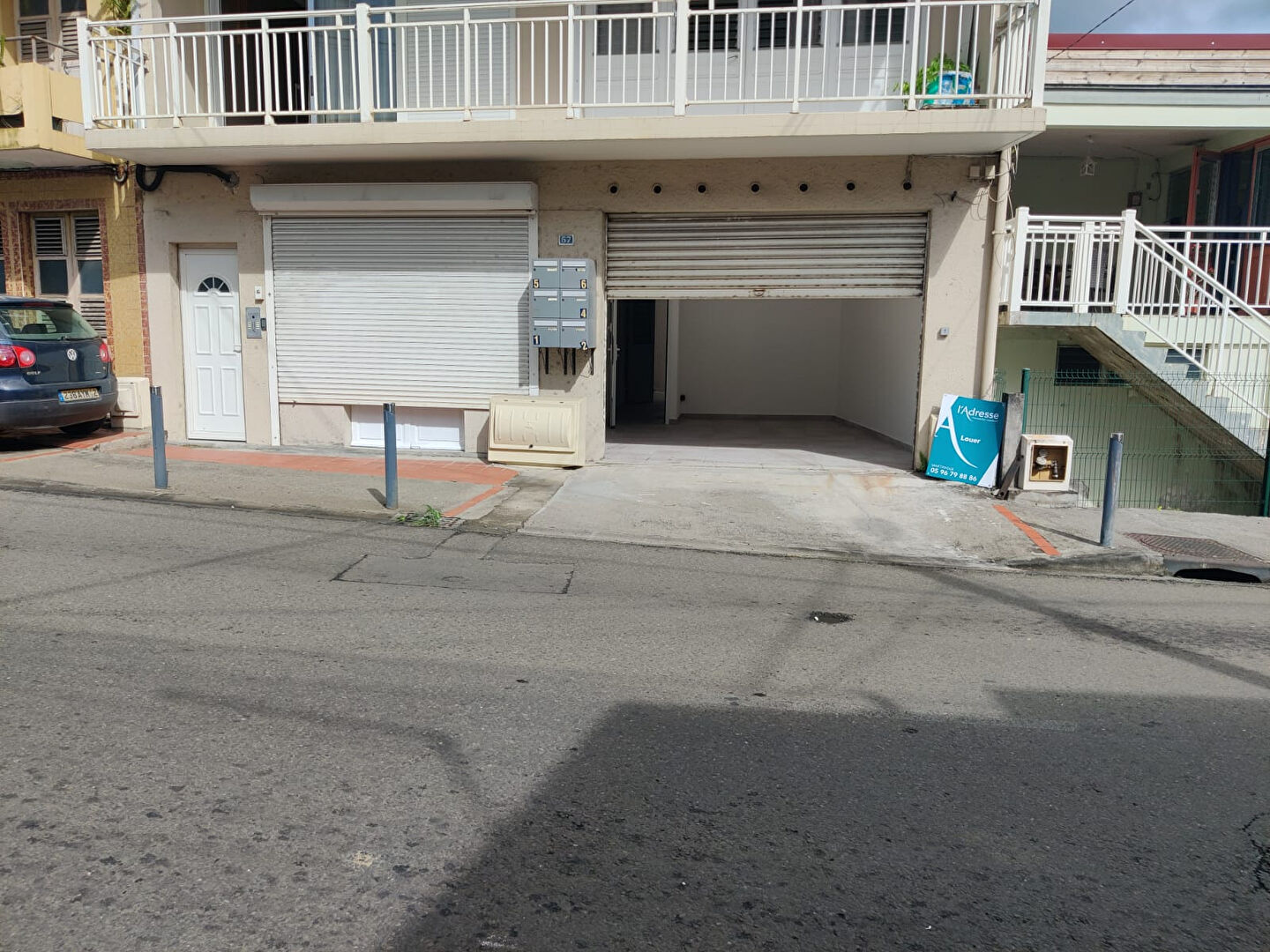 Local d'activit&eacute; SAINT-ESPRIT (97270) 42.89 m&sup2;