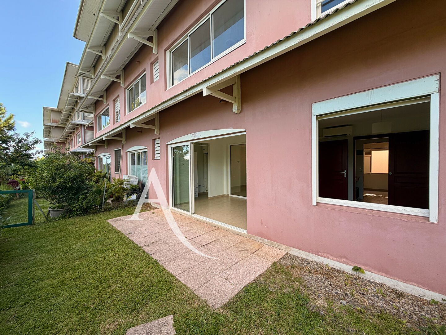 Appartement FORT DE FRANCE (97200) 3 pi&egrave;ces 53.00 m&sup2;