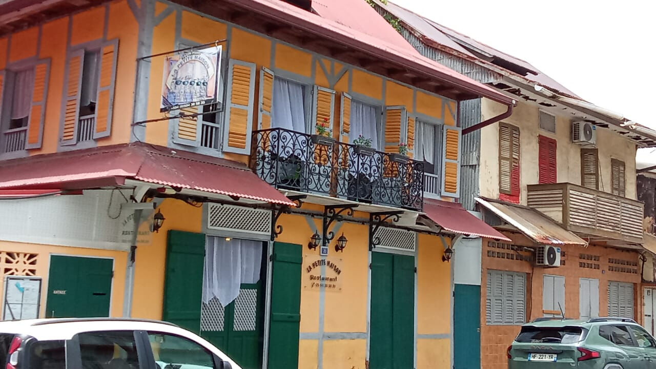 Maison CAYENNE (97300) 3 pi&egrave;ces 130.00 m&sup2;