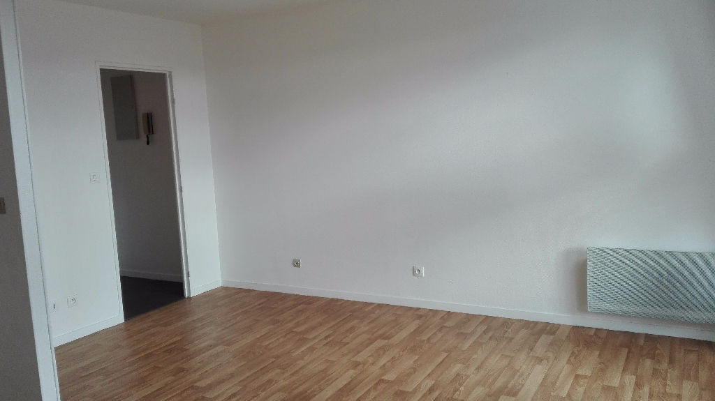 Appartement EVREUX (27000) 1 pièce 23.40 m²