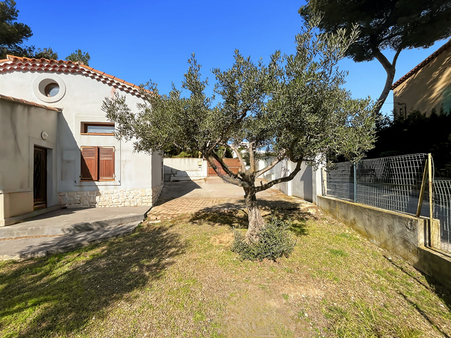 Maison CARRY LE ROUET (13620) 3 pi&egrave;ces 104.00 m&sup2;